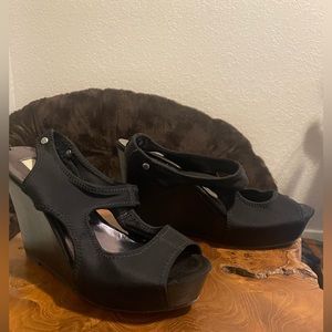 simply vera, vera wang summer wedge